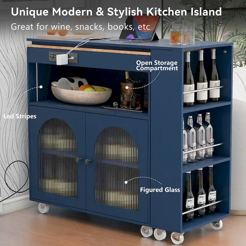 Placard-îlot de cuisine sur roulettes avec portes en verre cannelé et éclairage